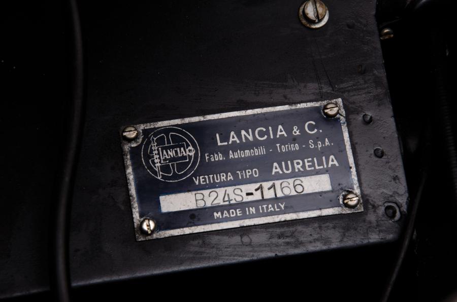  Lancia Aurelia B24 Spider America 1955 года  (фото 17 из 24)